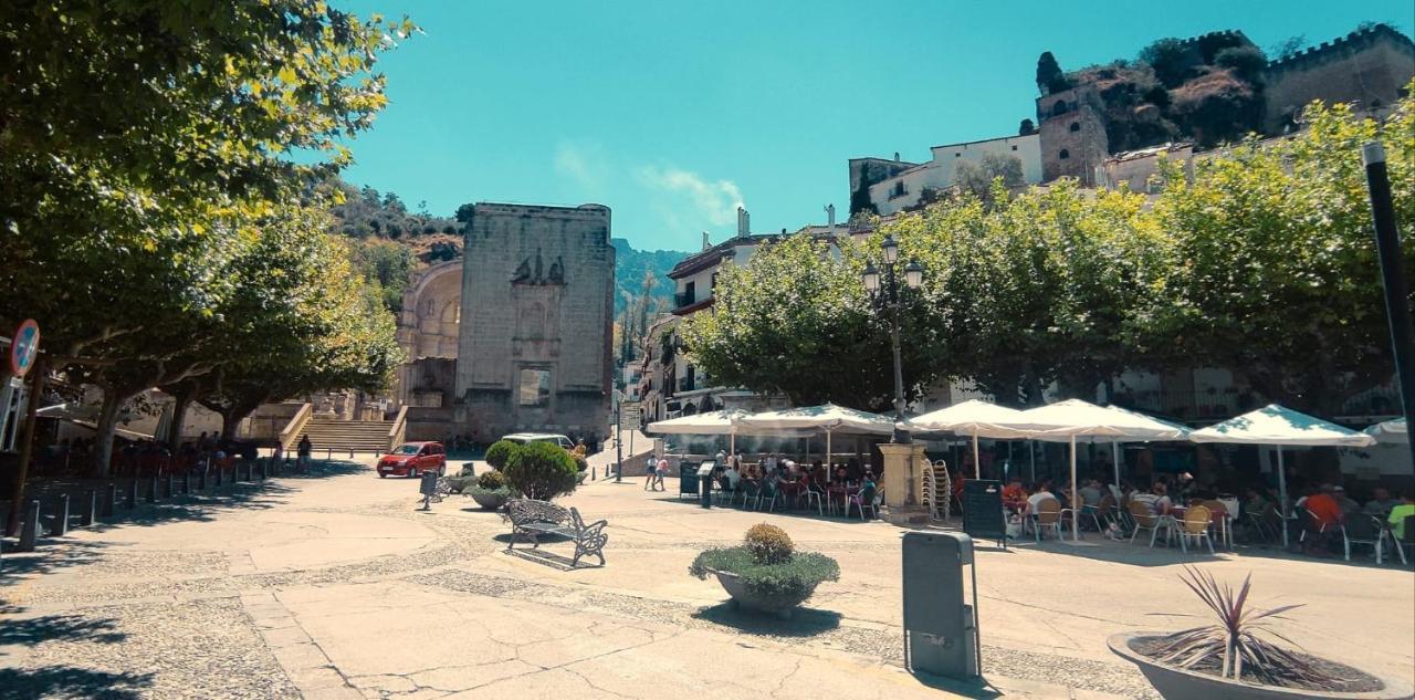 Alojamientos Puerta Del Parque كازورلا المظهر الخارجي الصورة