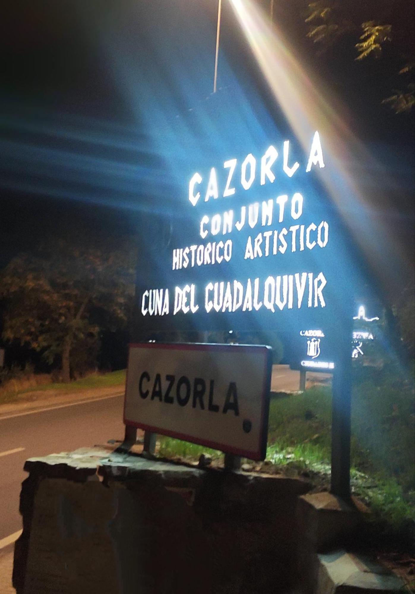 Alojamientos Puerta Del Parque كازورلا المظهر الخارجي الصورة